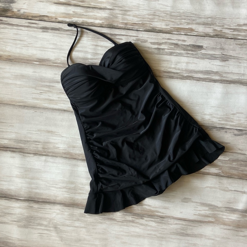 Kenneth Cole Reaction one Piece Swimsuit Size 4/ Black